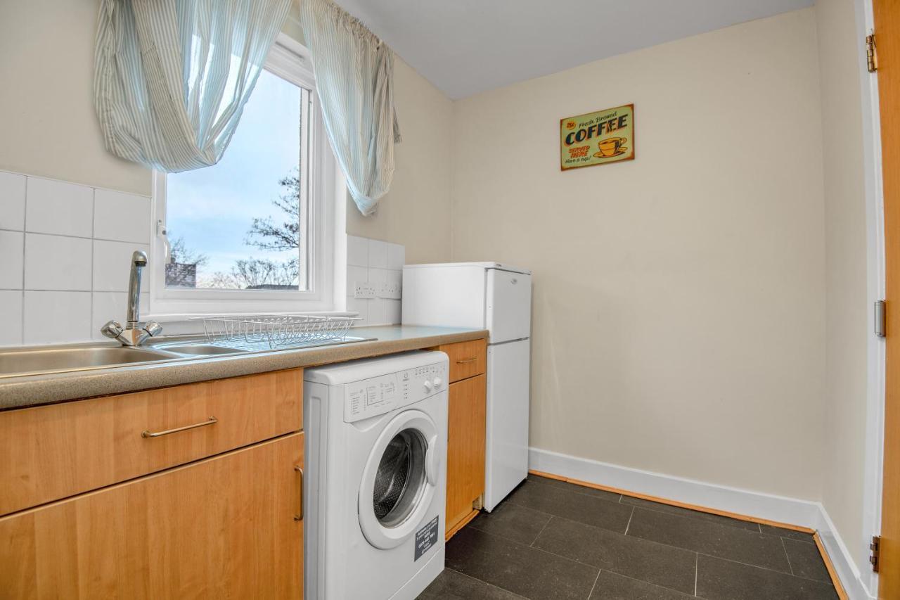 Edinburgh City Center Coady Apartment Sleeps 5 Free Car Park Space מראה חיצוני תמונה