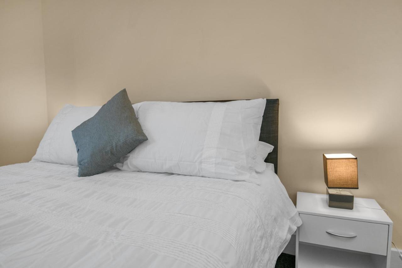Edinburgh City Center Coady Apartment Sleeps 5 Free Car Park Space מראה חיצוני תמונה