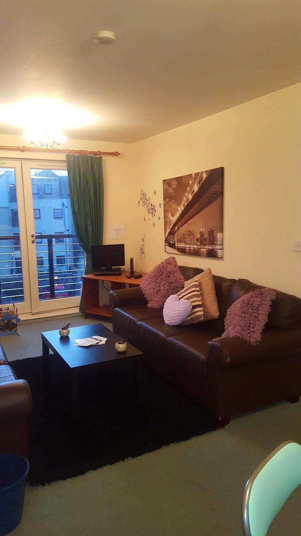 Edinburgh City Center Coady Apartment Sleeps 5 Free Car Park Space מראה חיצוני תמונה